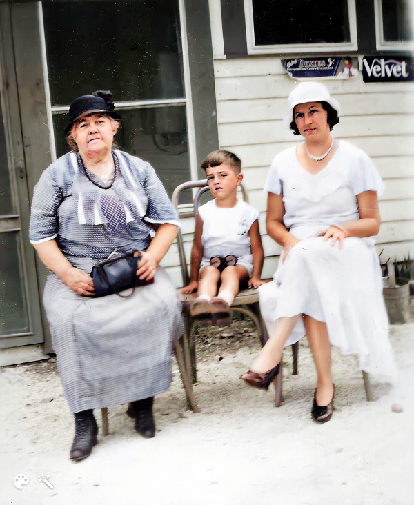 Mary Ellen McCarthy Murphy, Bill Murphy and Frances Dyszkiewicz Murphy
