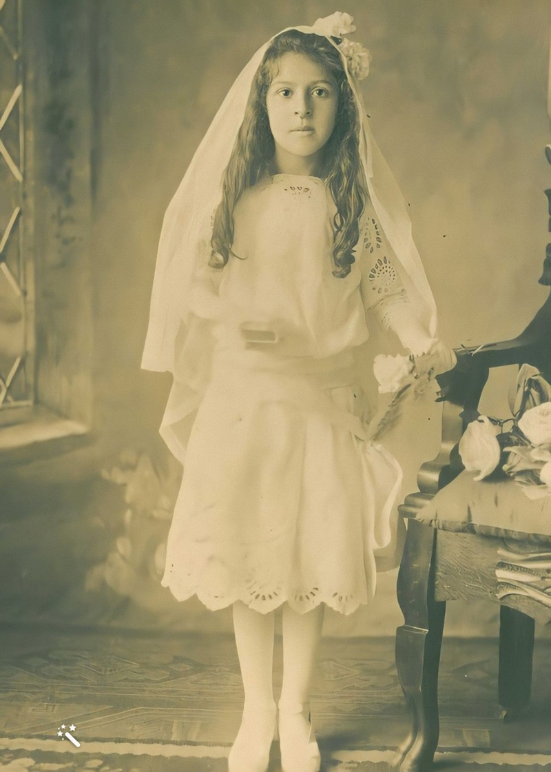 Anna Basile First Communion