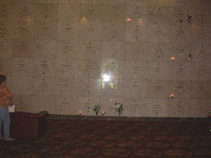 Lynn viewing wall whereMichael, Sophie and Mildred Kramer are interred.